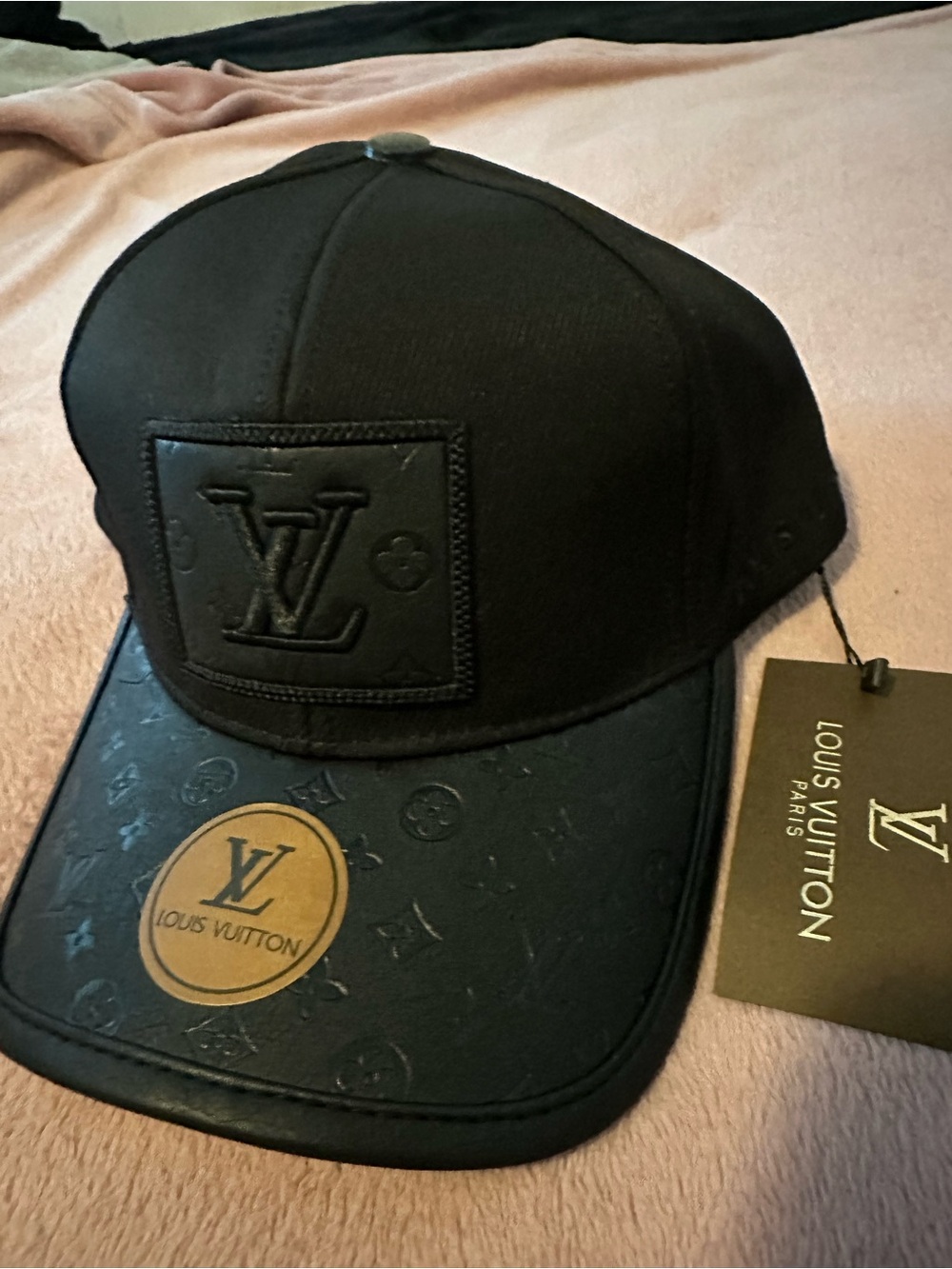 Hat miscategorized under Bags